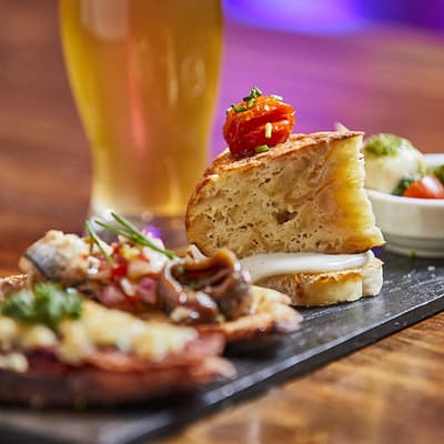 Une bière et des tapas