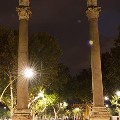 La place Alameda de Hercules