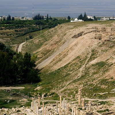 Pella