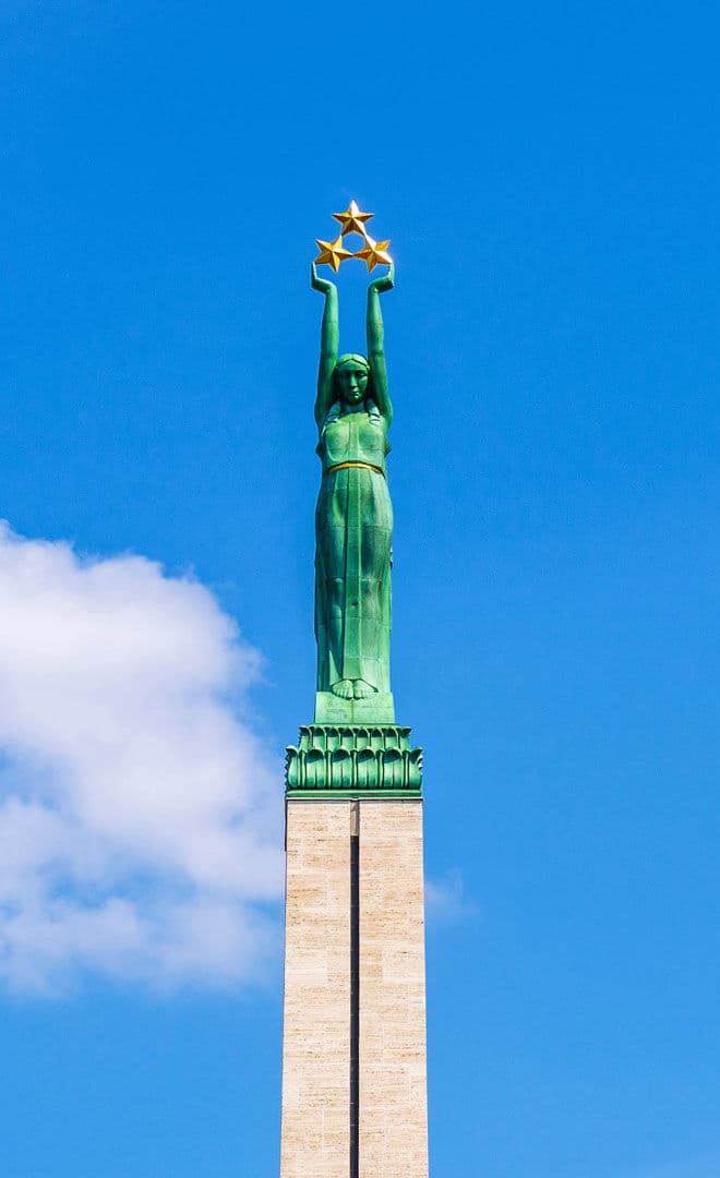 Le Jour du rétablissement de l’Indépendance