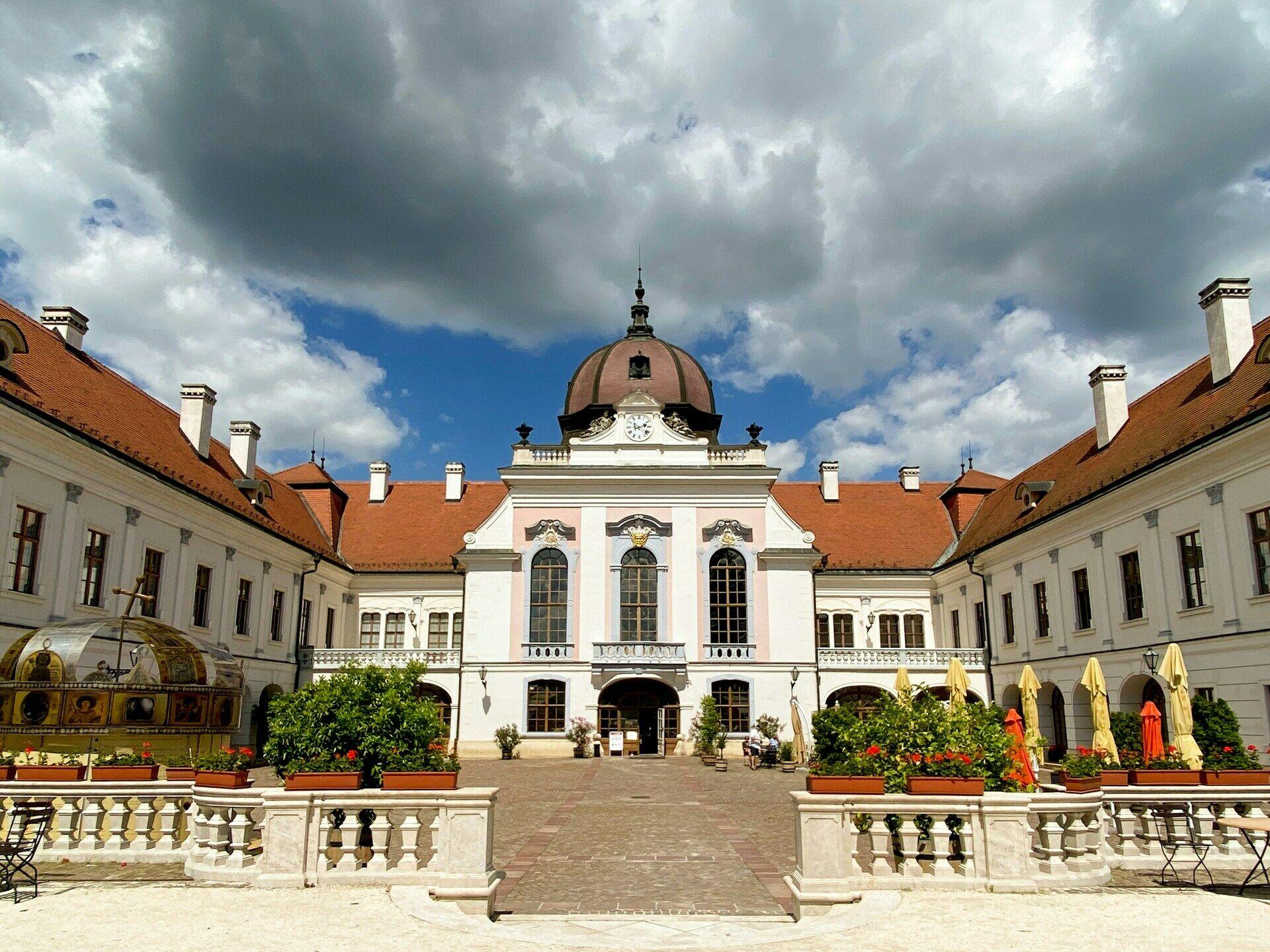 Domonyvölgy