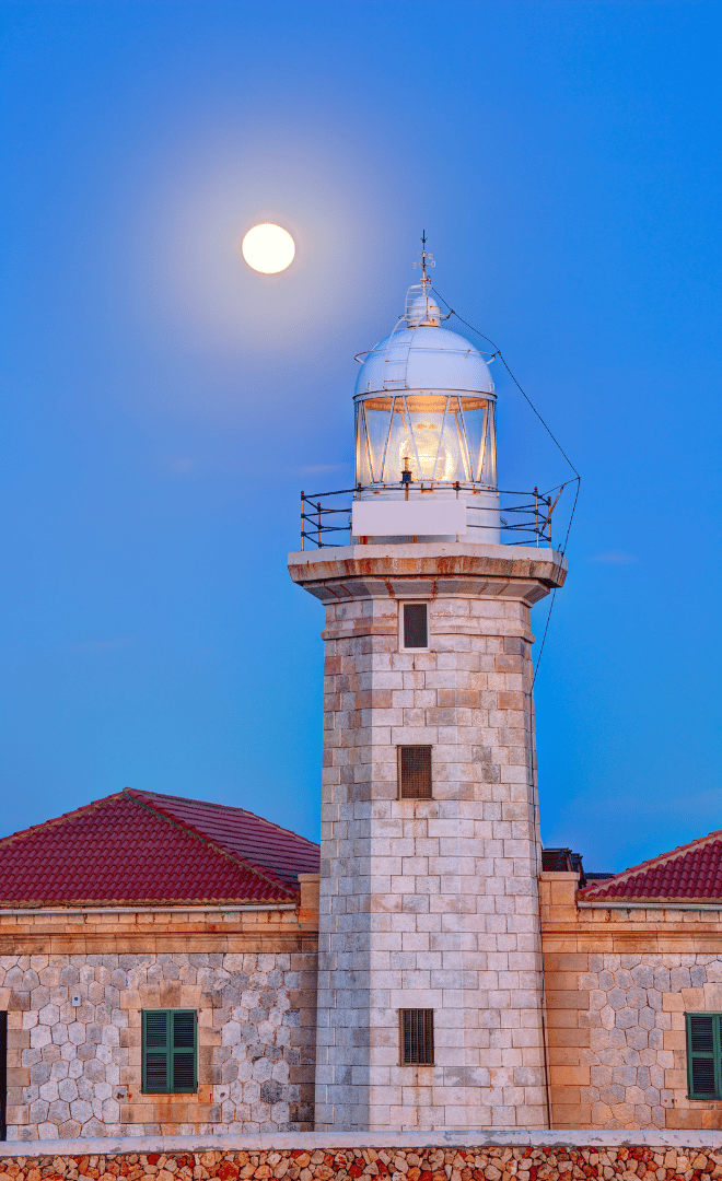 Le phare de Punta Nati