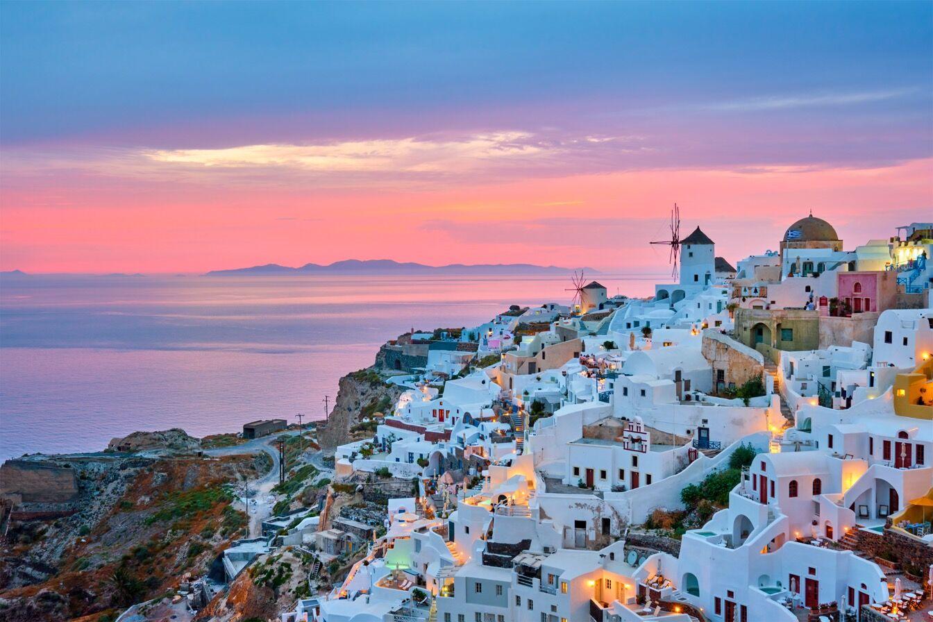 vue du village Oia à Santorin