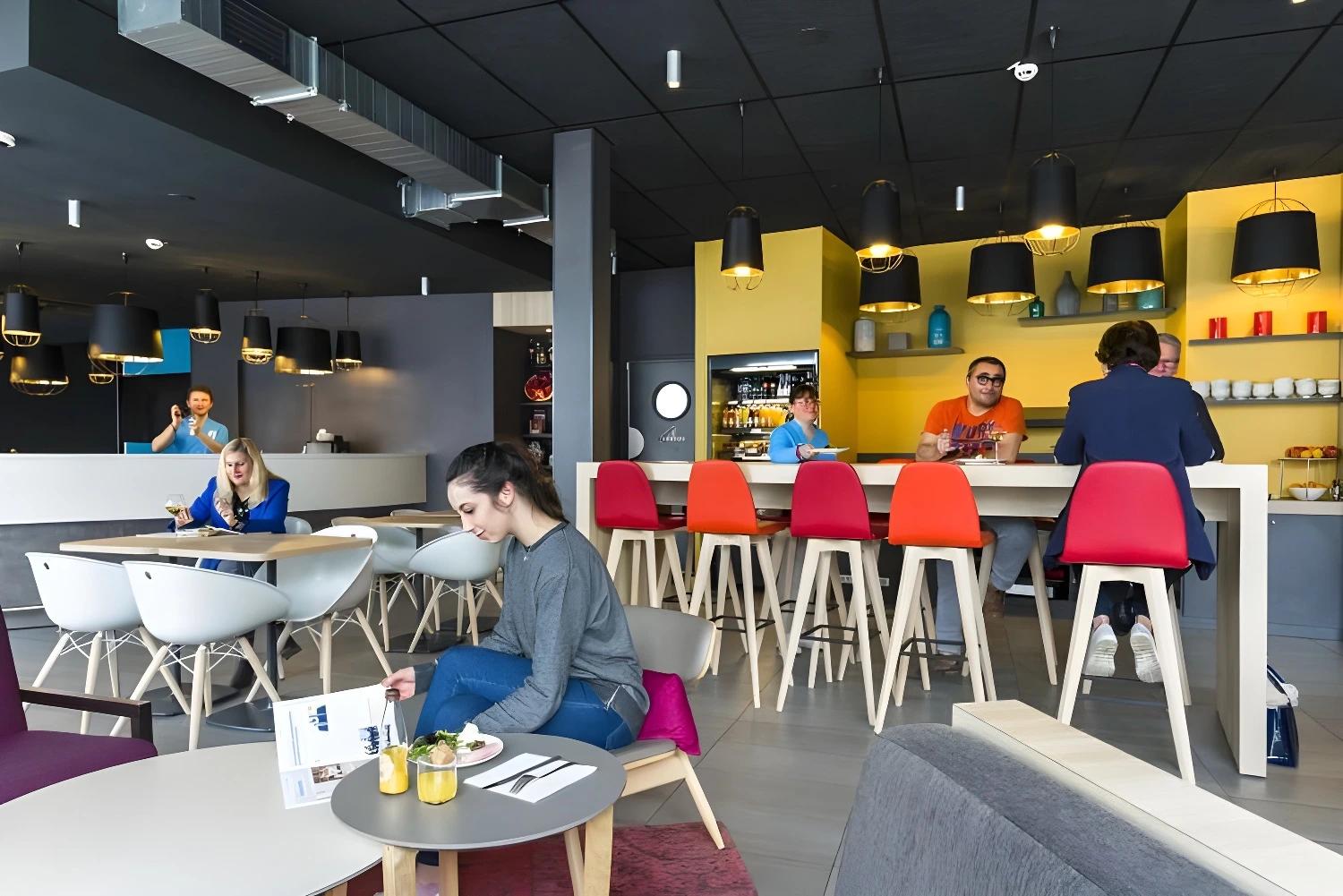 Bar moderne et convivial au Nomad Le Havre