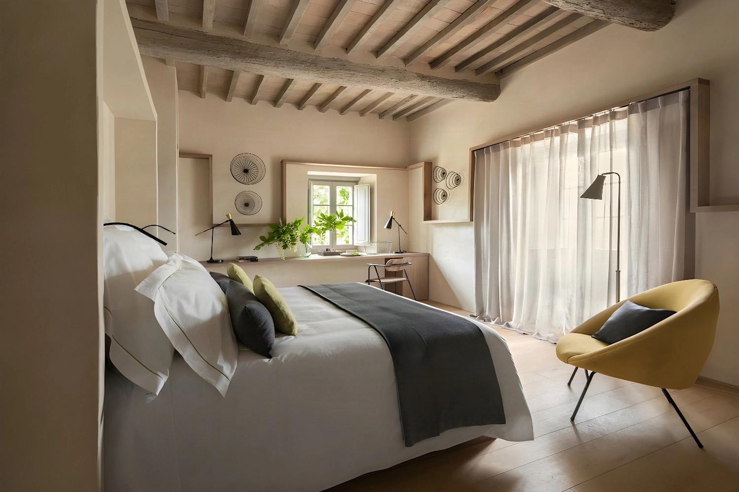 Chambre lumineuse et confortable à Badia di Pomaio
