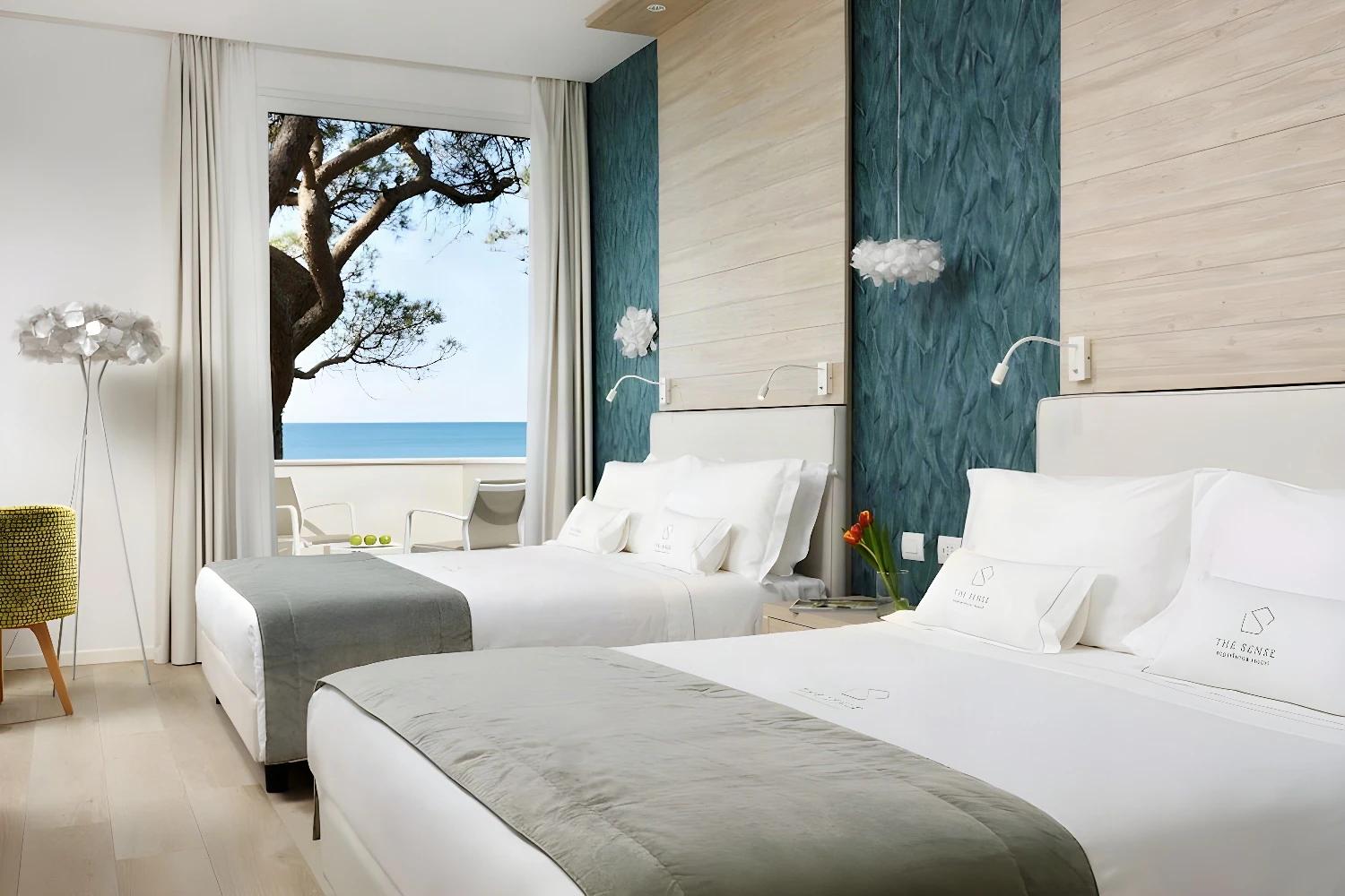 Chambre double avec vue sur la mer au The Sense Experience Resort