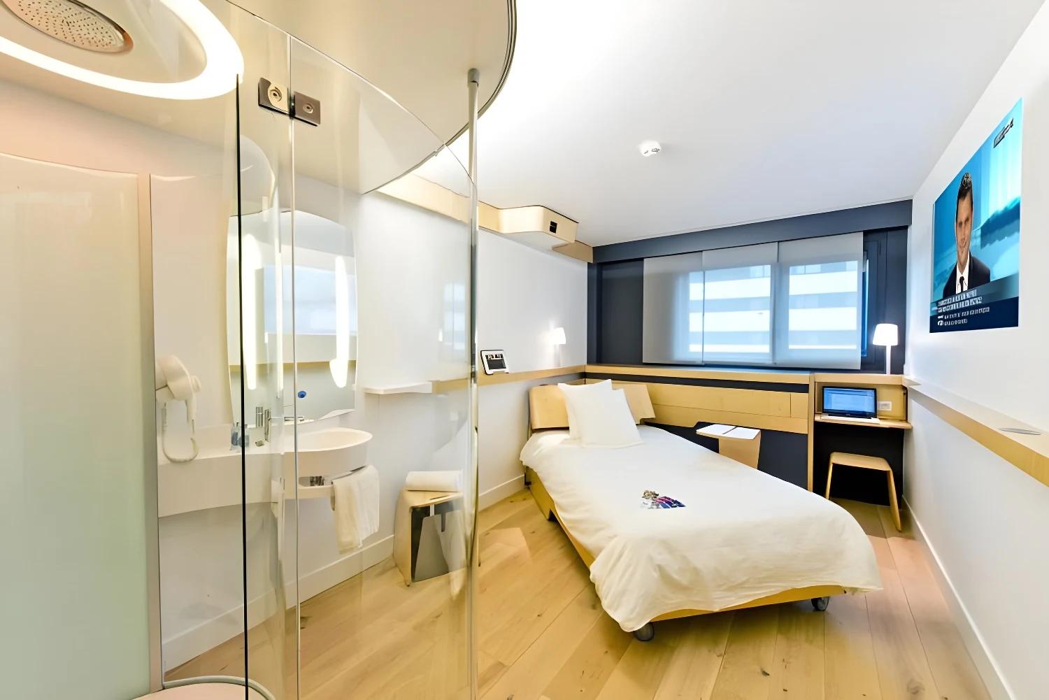 Chambre simple moderne au Nomad Le Havre