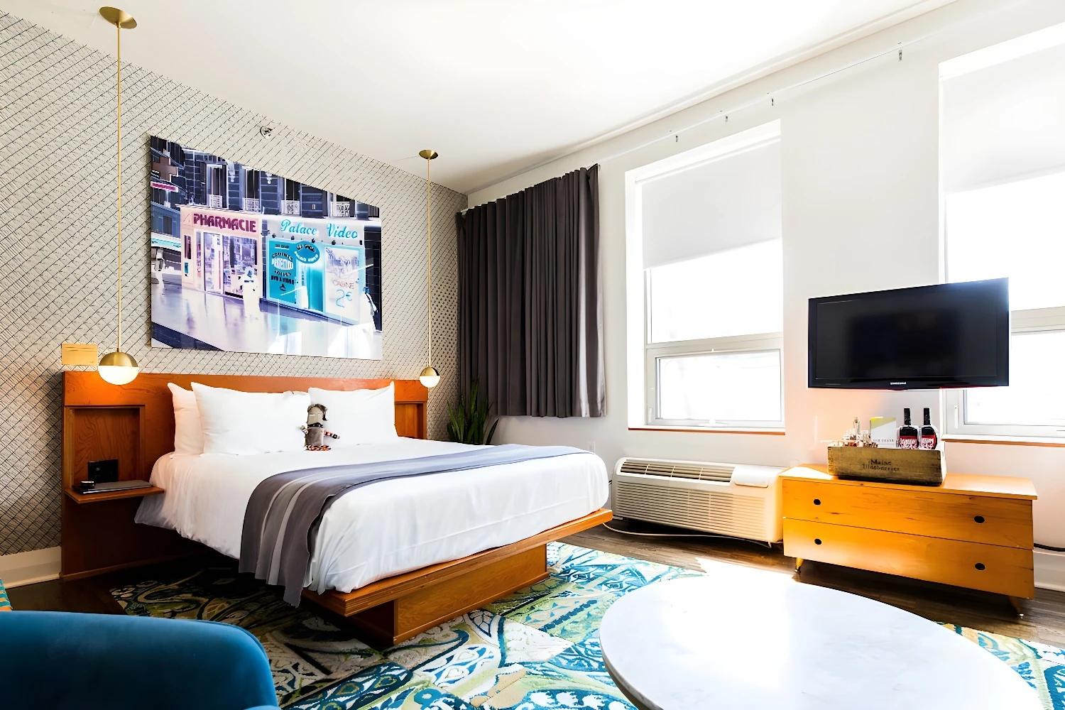 Chambre spacieuse et lumineuse à The Drake