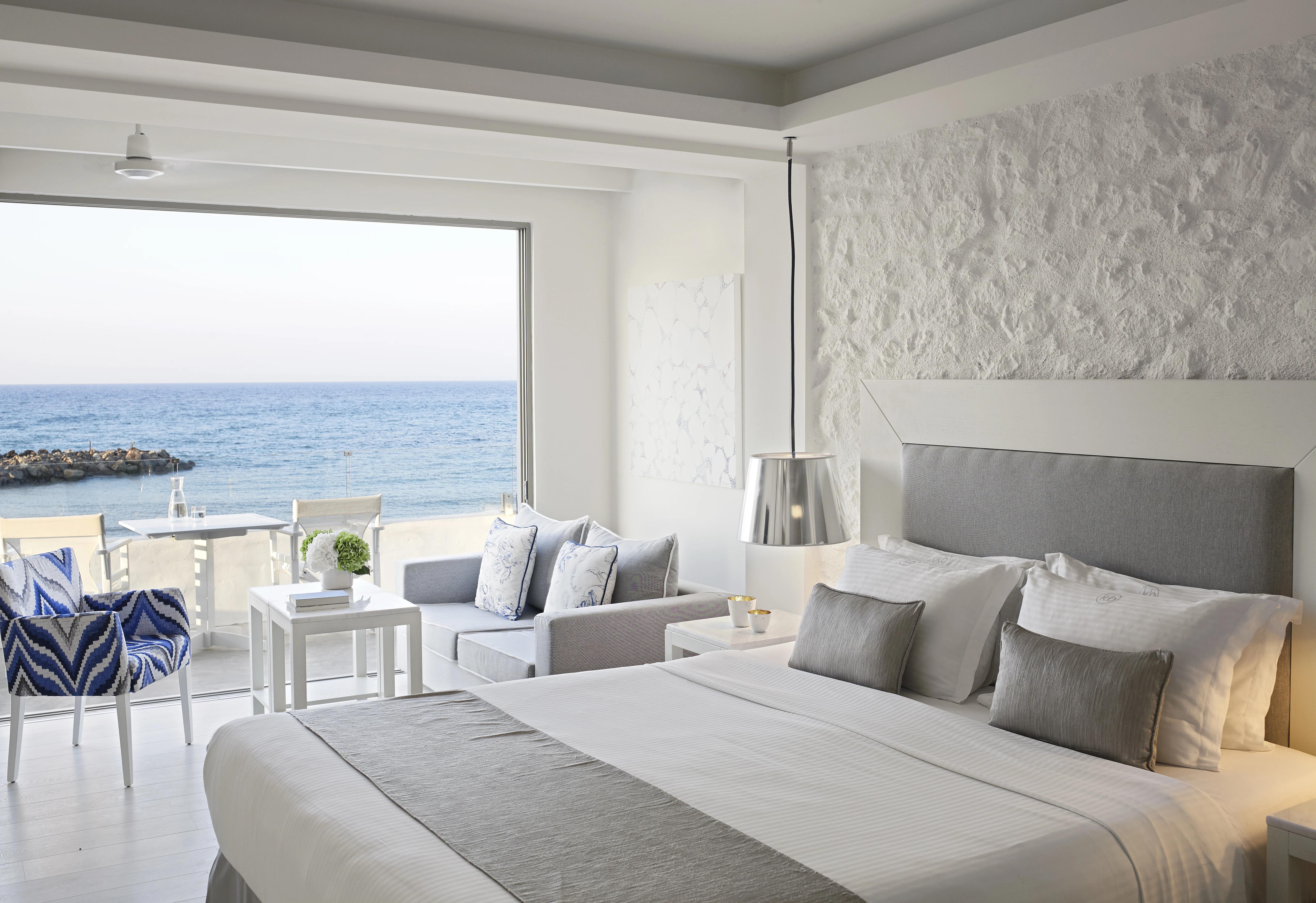 Chambre avec vue sur l'océan au Knossos Beach Bungalows & Suites