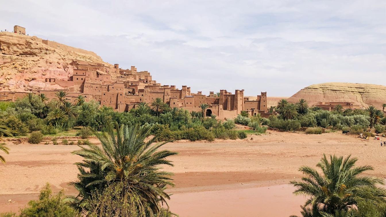 le sud et le desert jour de chaleur nuit sous les etoiles