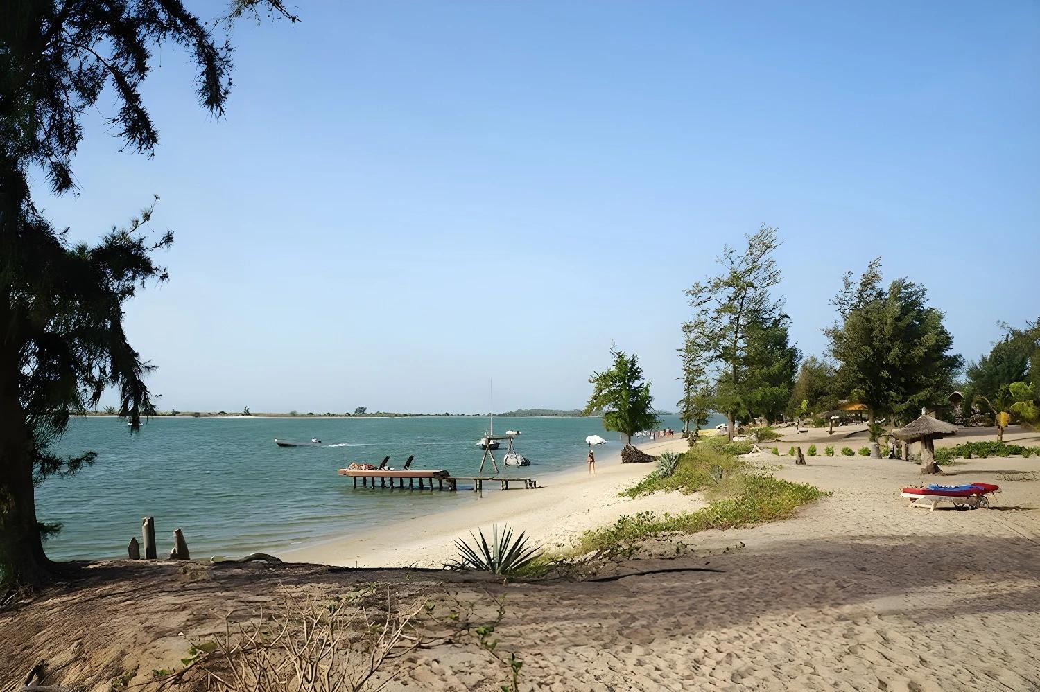 Plage sereine au Cap-Vert le Sénégal