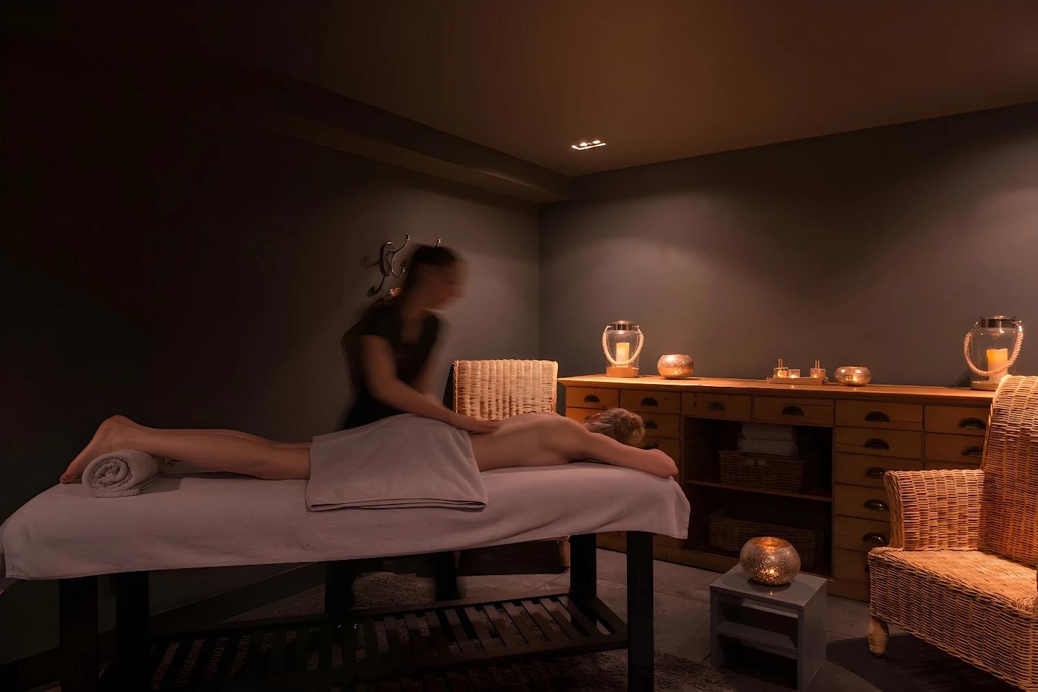 Salle de massage relaxante, Vent d'Ouest