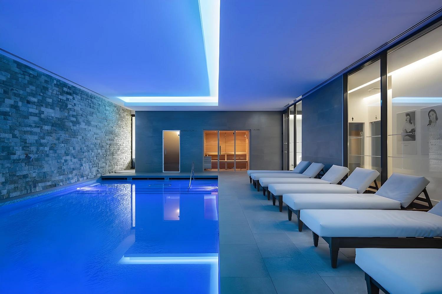 Salle de sport moderne à l'hôtel Jupiter Marina - Adult Only