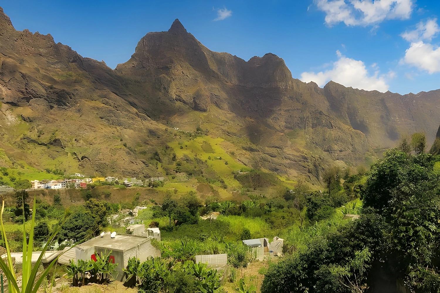 Village pittoresque au Cap-Vert le Sénégal