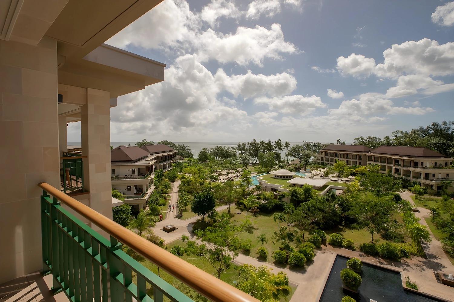 Vue depuis le balcon du Savoy Seychelles Resort & Spa.