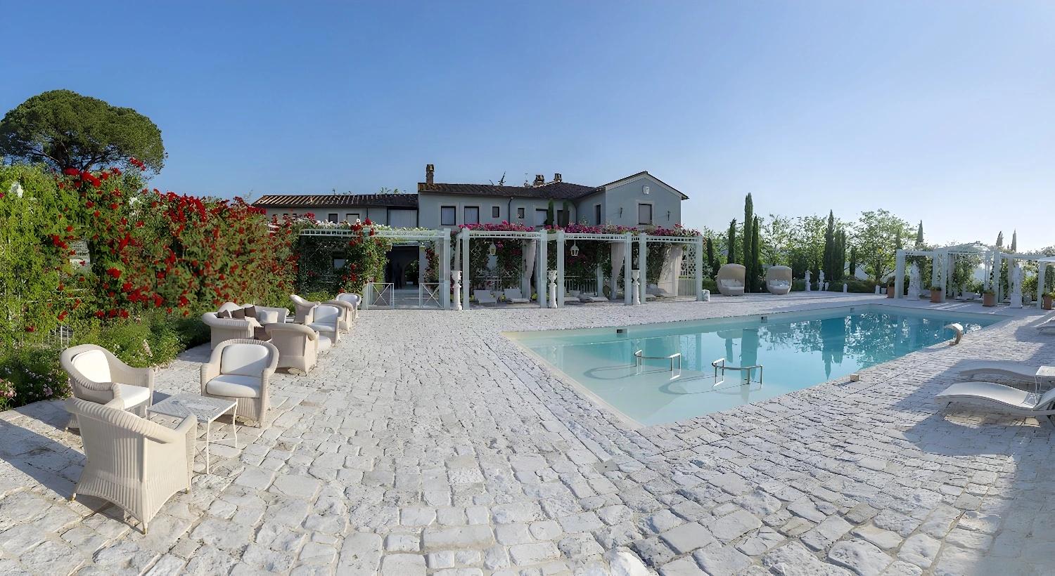 Vue panoramique sur la campagne depuis le Relais Sassa al Sole