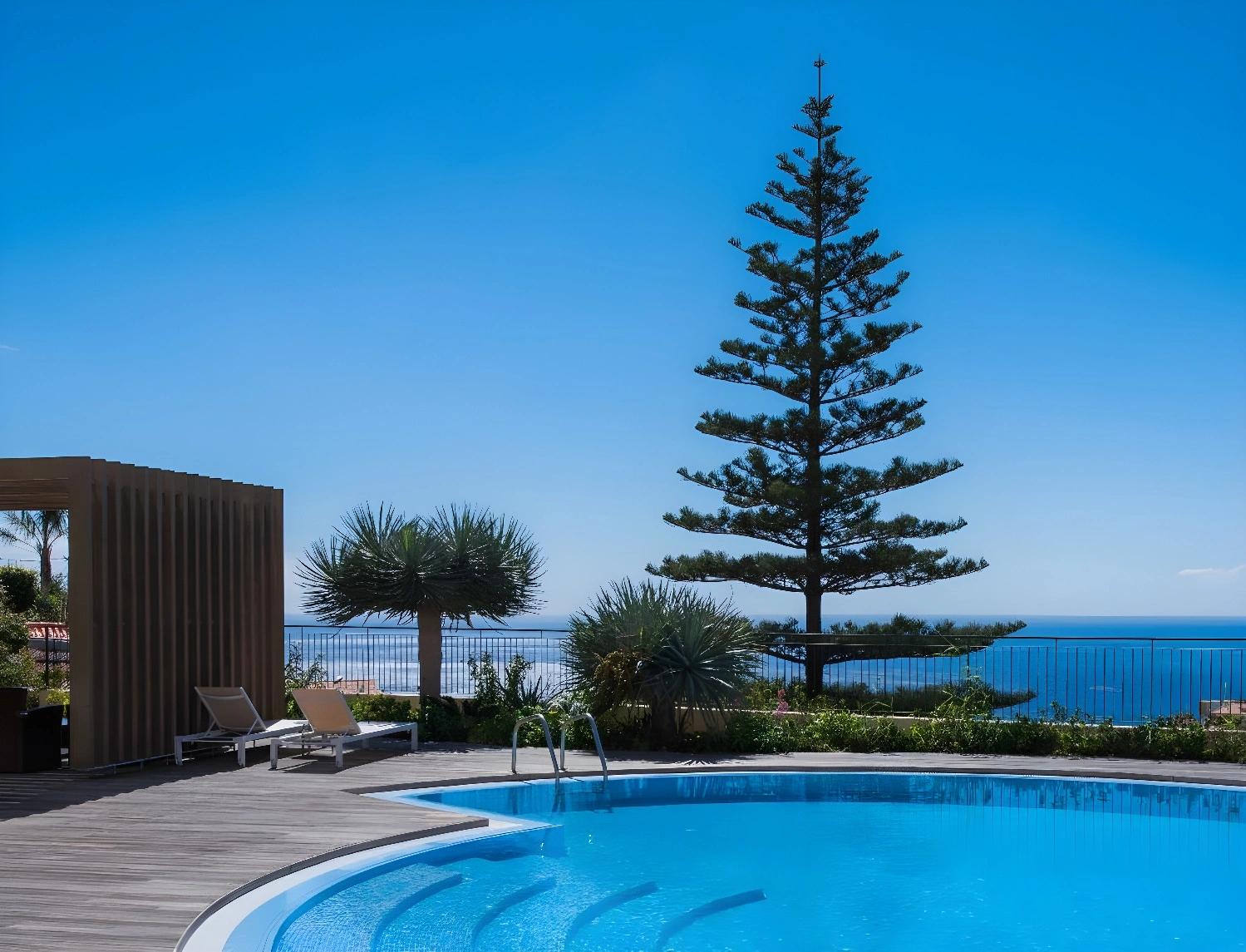 Escapade à Madère : hôtel avec vue mer et forêt préservée