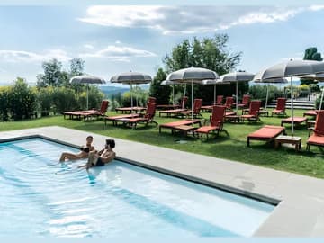 Château Toscan : Spa Indien & Cave à Vin d'Exception