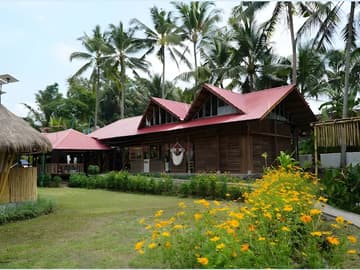 Éco-tourisme de luxe à Ubud : Dormez en cases de terre