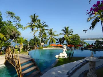 Villa Balinaise Secrète : Piscine Géante et Hippocampe Atypique