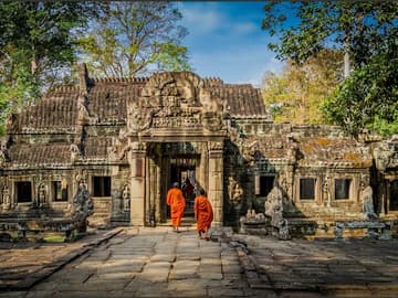 Temples d'Angkor et dauphins : secrets et merveilles du Cambodge