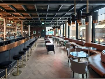 Hôtel tendance à Dublin : Rooftop, cinéma, évasion unique