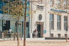 S'intégrer sur place