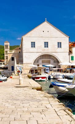 Le théâtre public de Hvar