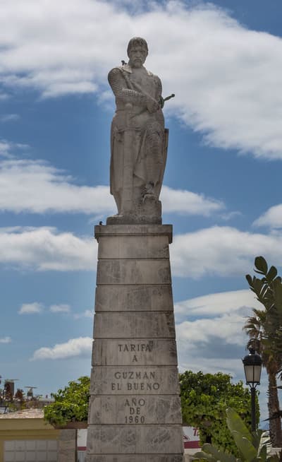 La statue de Guzmán el Bueno