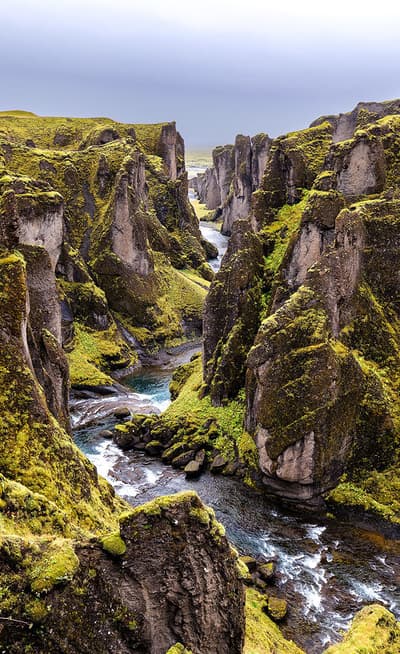 Le canyon de Fjaðrárgljúfur