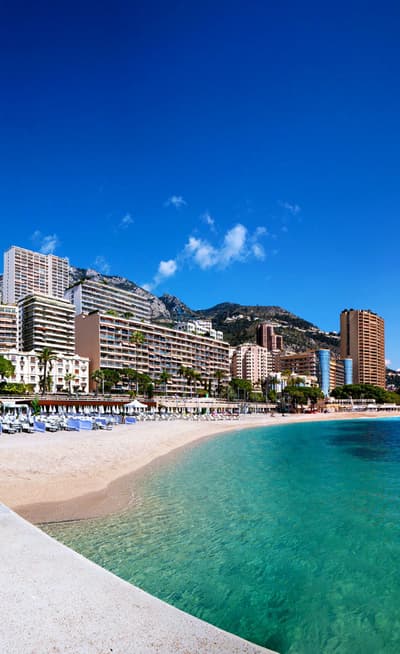 La plage du Larvotto