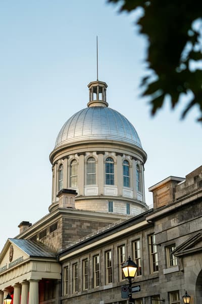 Voyagez dans le temps (dans le Vieux-Montréal)